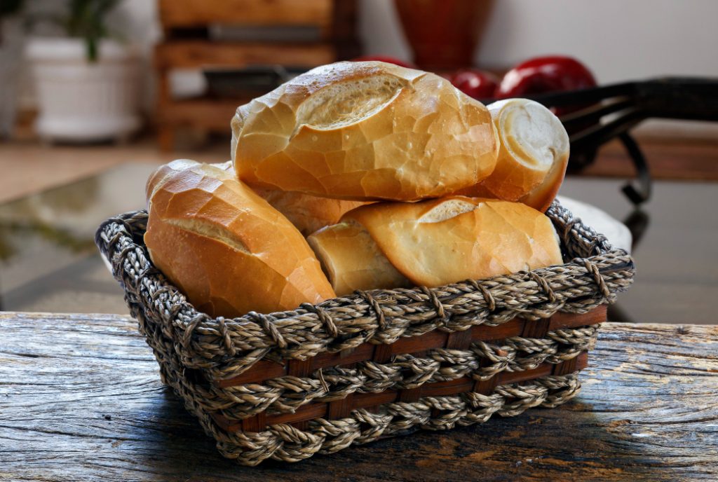 Como escolher uma entre as melhores máquinas de pão?